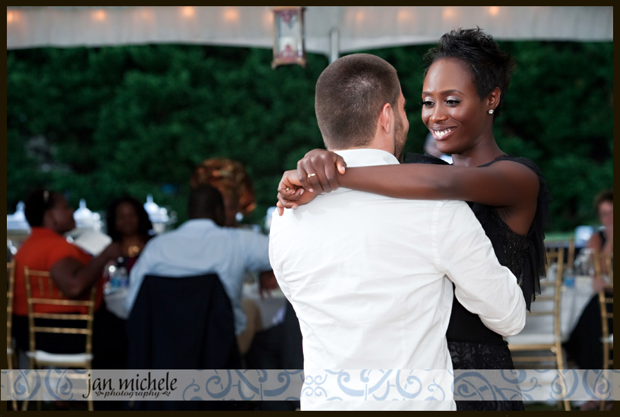Backyard Maryland Wedding Pictures4135