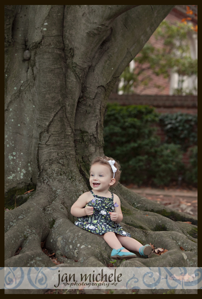 106 Washington DC Professional Photo Girl in Garden