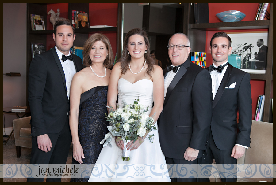 2071 Winter Army Navy Country Club Wedding Picture