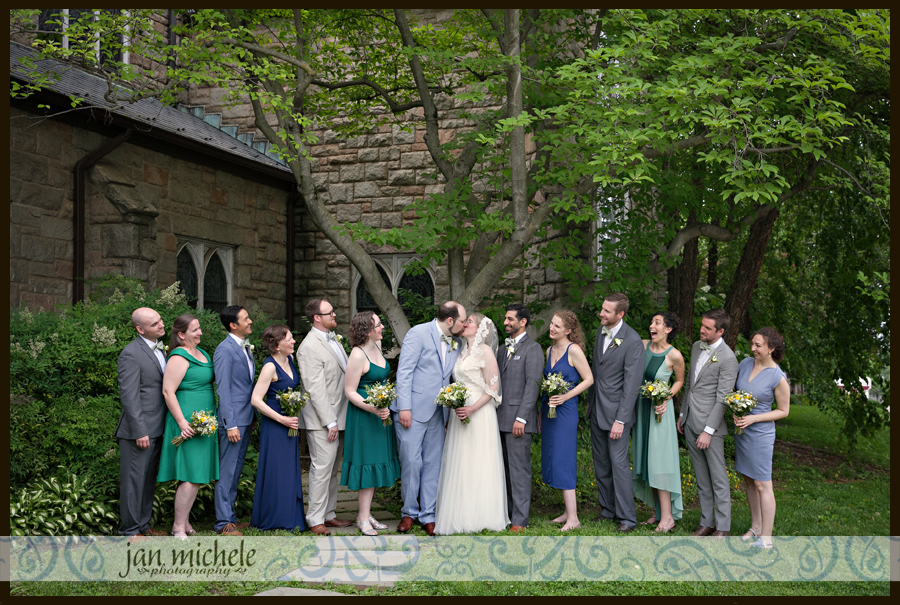 3072 Lincoln's Cottage Wedding Picture
