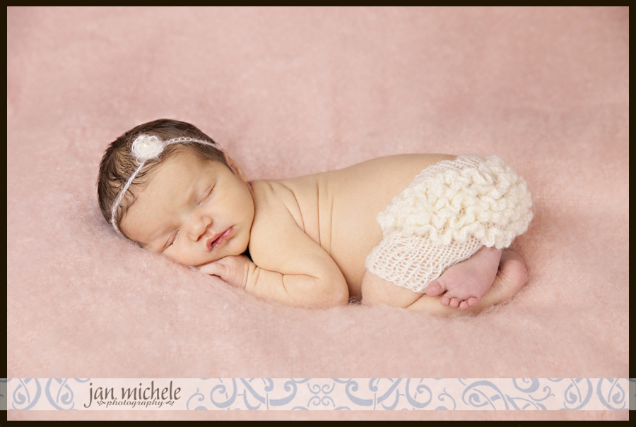 086 Newborn Baby Photograph Arlington VA