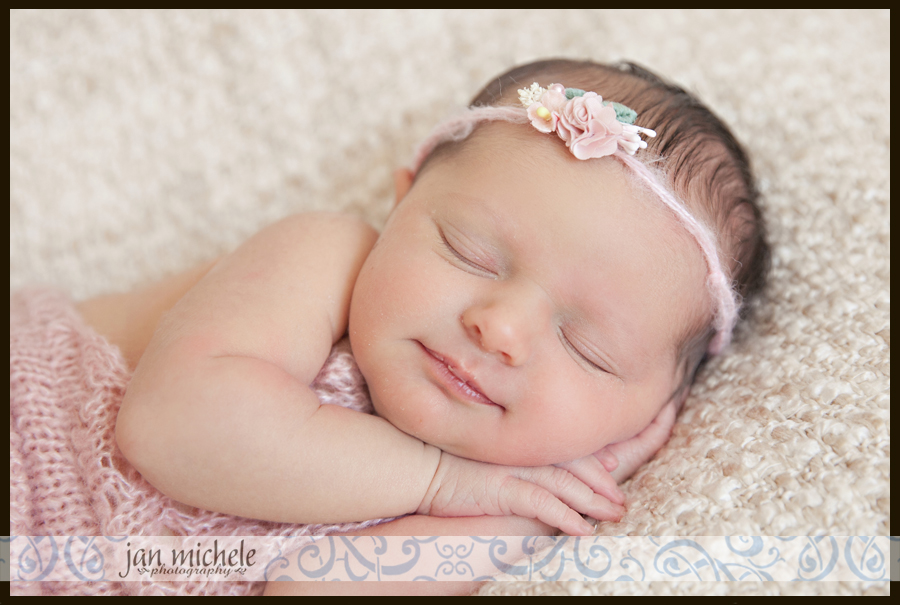 01Best Washington DC Newborn Baby Photo